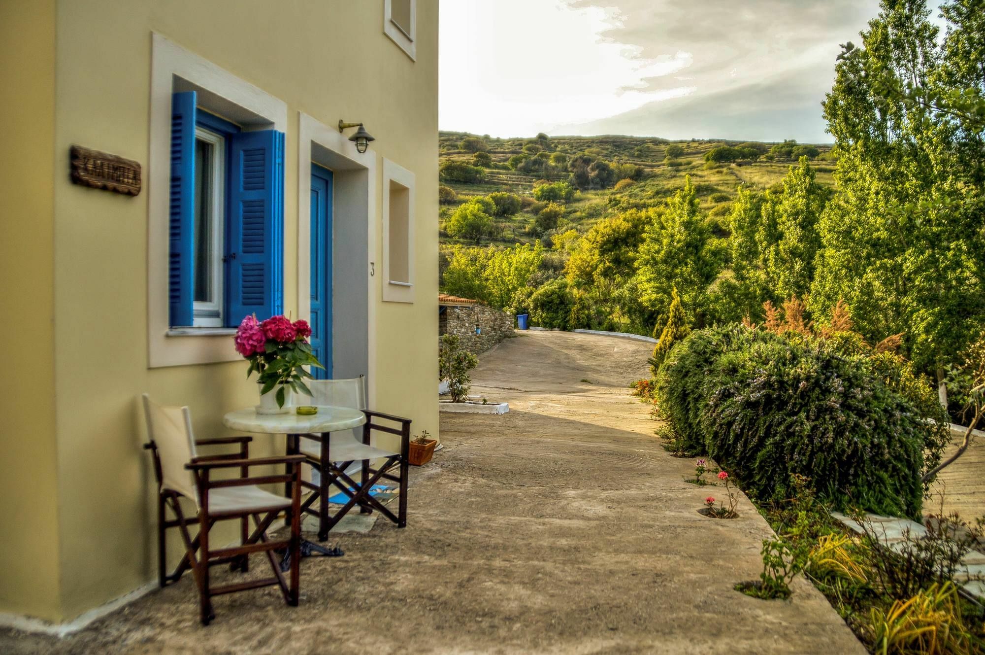Mainades Maisonettes & Studios Ménites Dış mekan fotoğraf